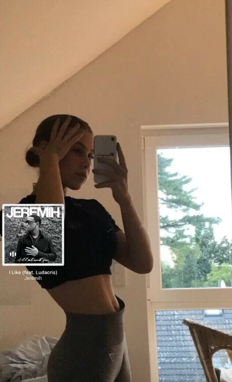 celinajoyy beautiful actress pic