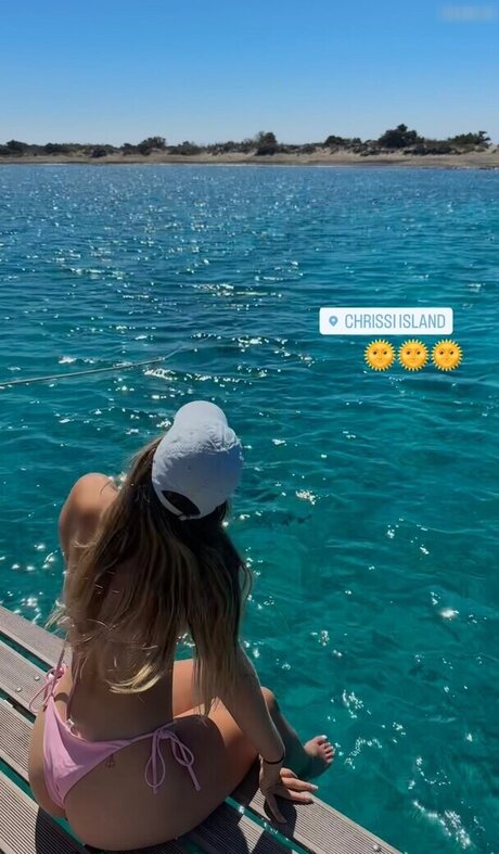 celinajoyy model nudes pictures