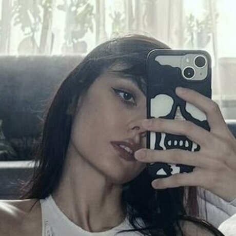 wkshiza porn model archive