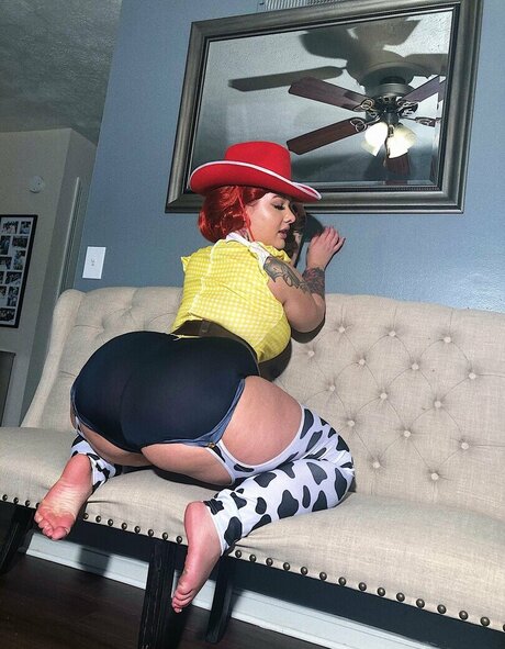 Shainarae model perfect pictures