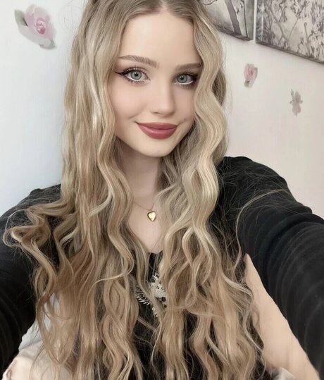 Ambieanne sexy actress galleries