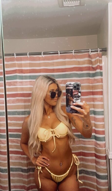 Lauren Ashley perfect actress photos