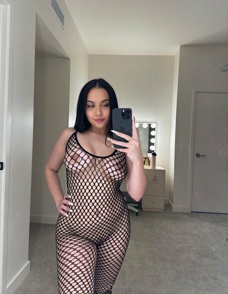 Sthu pretty model picture