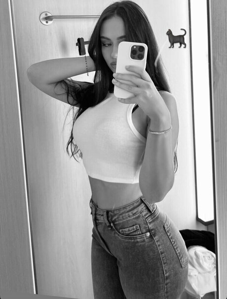 amateur threesome onlyfans top pics