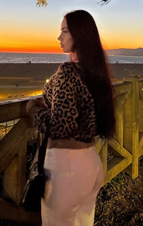 Cristin Violet Profile pic