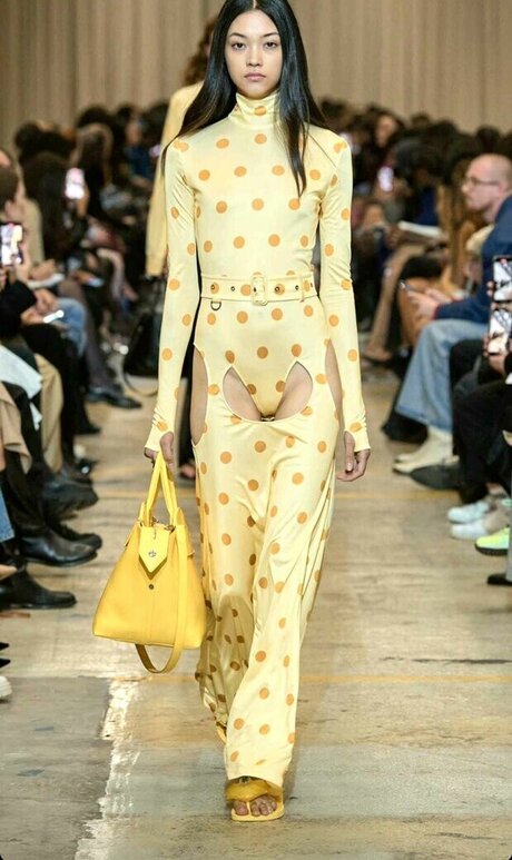 Mika Schneider top actress img