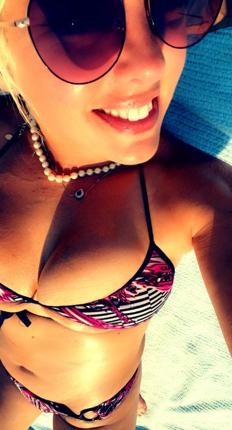 Laura Marie sex pornstar galleries