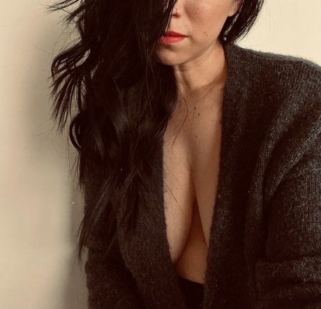 Latina Wanderlust xxx star archive