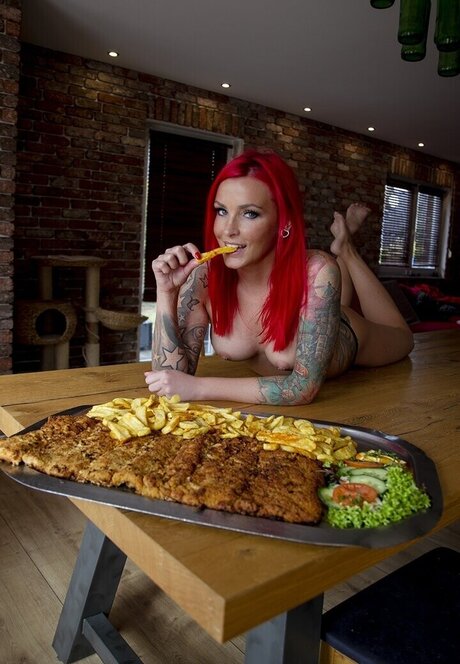 Lexy Roxx porn star archive