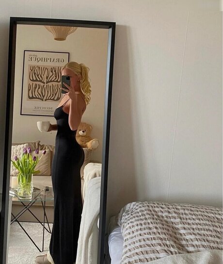 tiny asian onlyfans hot xxx img