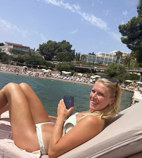 titty fuck onlyfans hot xxx pic