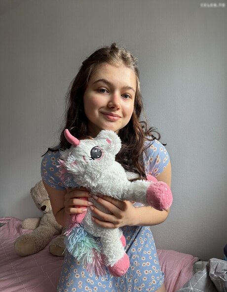 Mal Hol i ka erotic star pictures