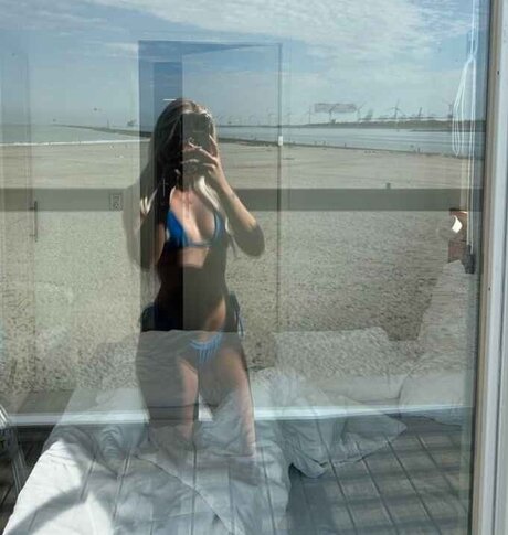 Zclina model erotic photos