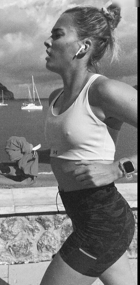 DFB Damen hot model archive