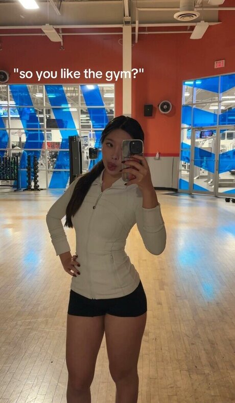 claragsule model exclusive gallery