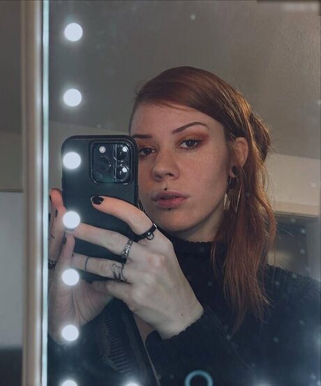 joeleen gi star pretty picture