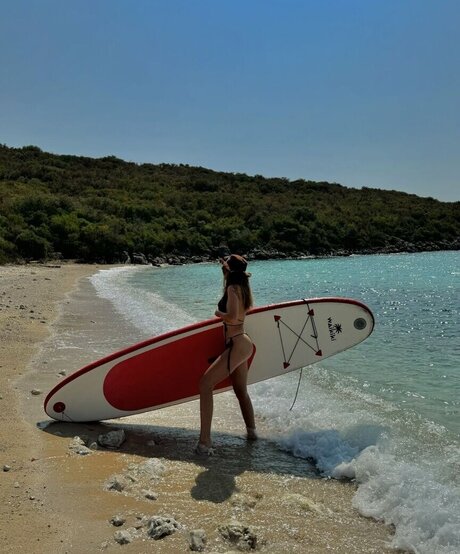 Surovoya sexy pornstar pics