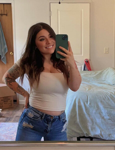 Astrolgygrl perfect actress picture