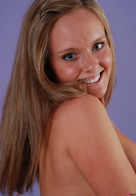 amateur threesome onlyfans pretty photo