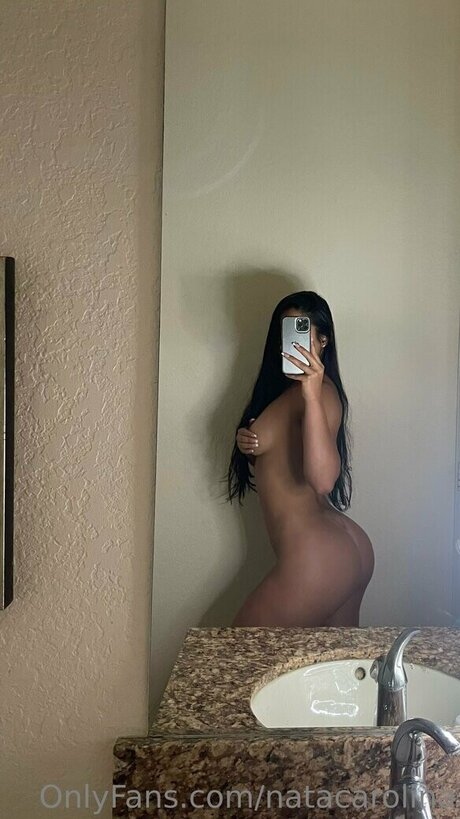 Natalia Carolina nude pornstar img
