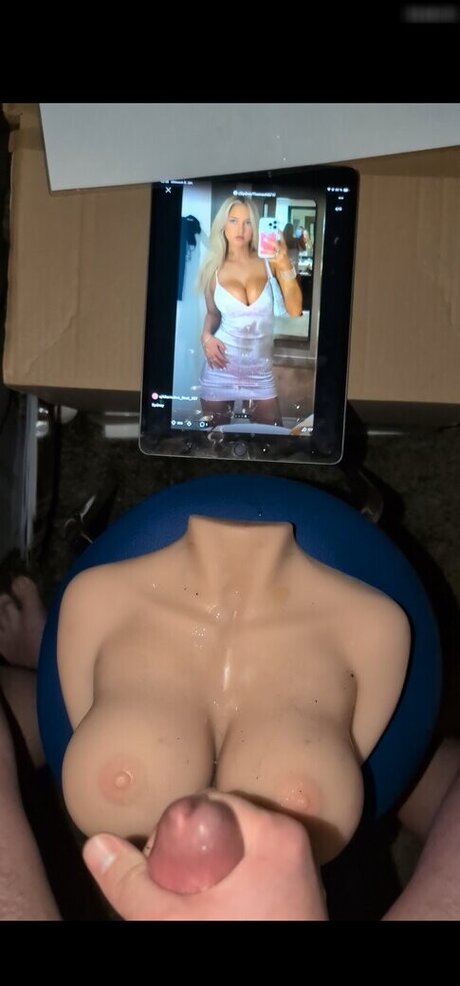 Cum Tributes naked actress photo