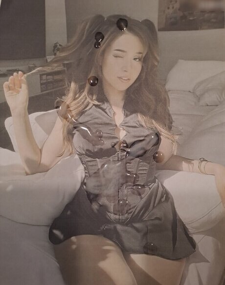 Cum Tributes star exclusive pic