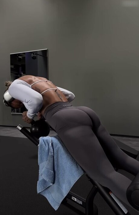 Lenaajoy star hot galleries