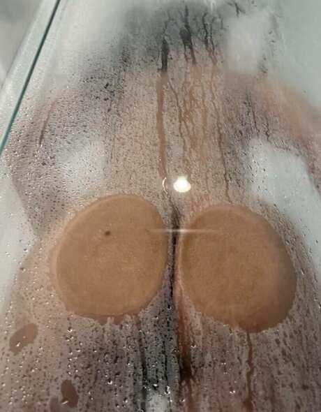 Nuria Belcost exclusive model pics