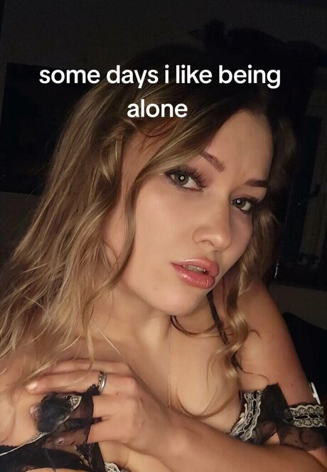 roseloxo model sex pics