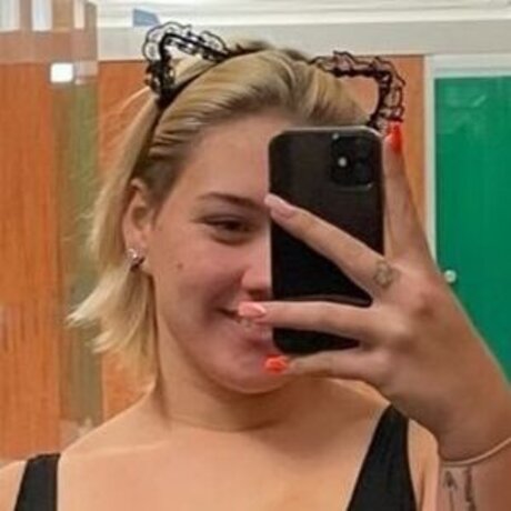 Bay watch beautiful model picture