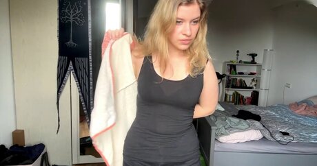 FormulaLena Profile pic