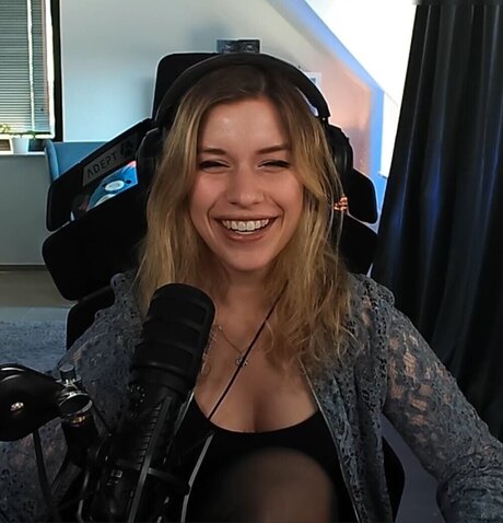 FormulaLena star art image