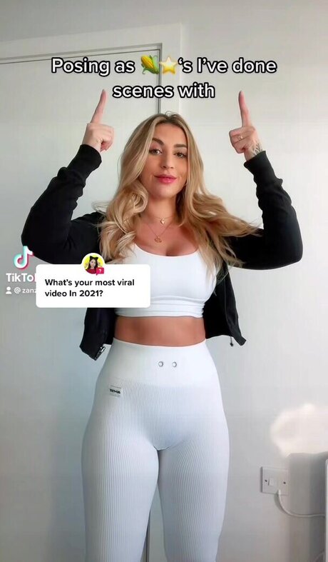 Zanna Rose top star pic