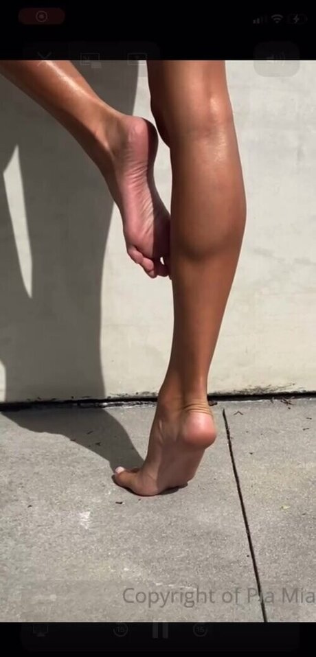 Pia Mia Perez pornstar exclusive pic