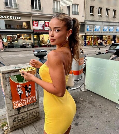 Camilla Nkenke Profile pic