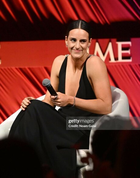 heluvstikax pornstar beautiful pics