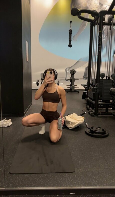 Grace Robert xxx actress images