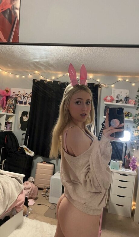 QoR Saige pornographic actress picture