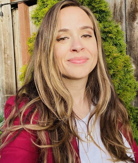 BellaSuede star nude images