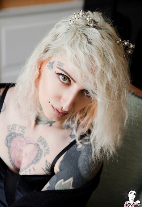 gladycesuicide pornstar free archive