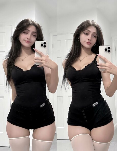 Kitirina pornstar art pic