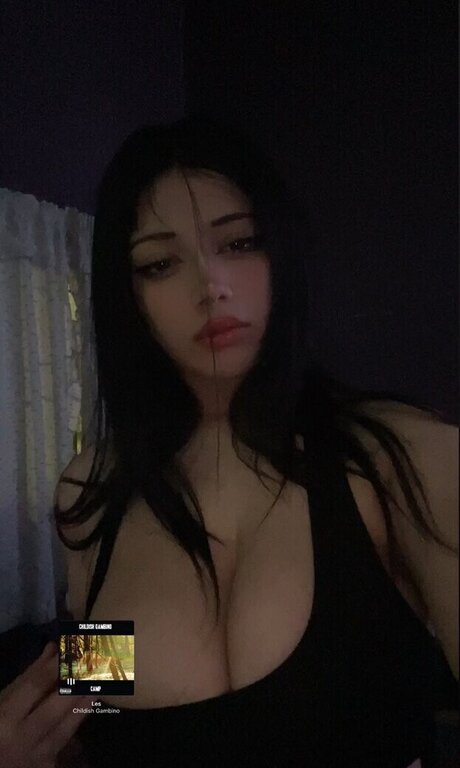 niixiii__ free model picture