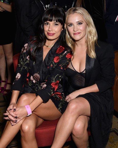 Emily Osment hd actress photo