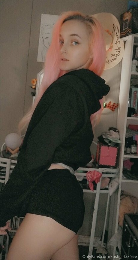 kushgirlxxfree star sex galleries