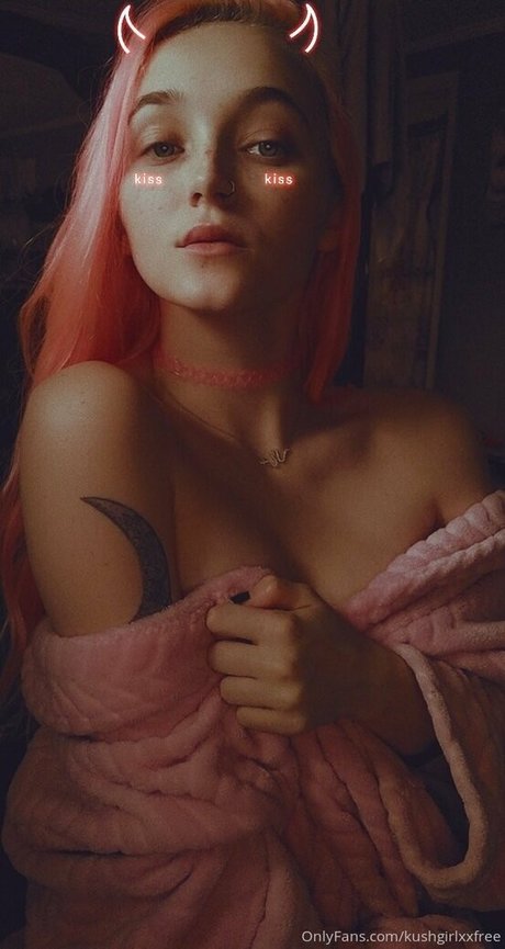 kushgirlxxfree nude pornstar galleries