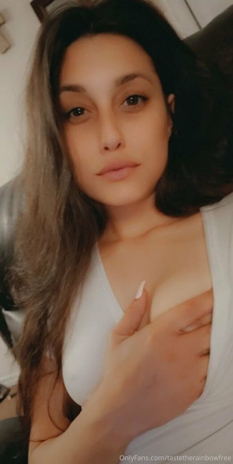 tastetherainbowfree nude actress galleries