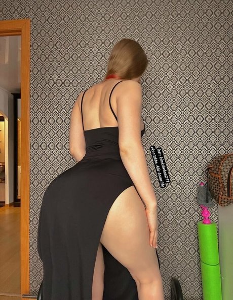 kimkilwhan21 art model images