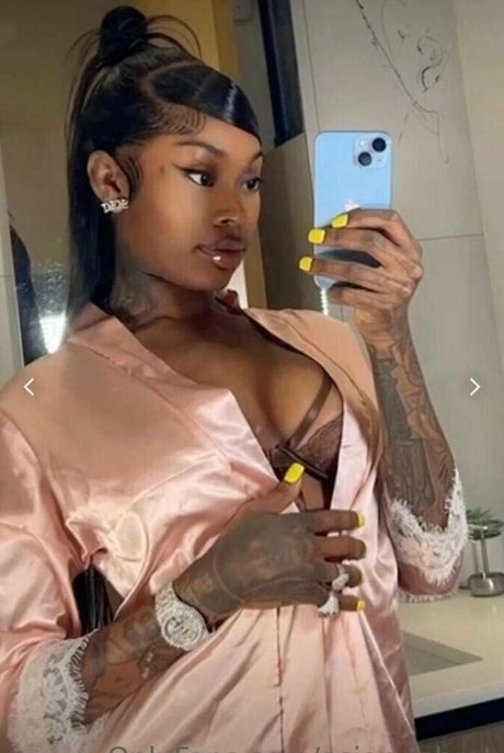 Asian Doll Profile pic
