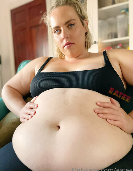 eatee model sex pictures