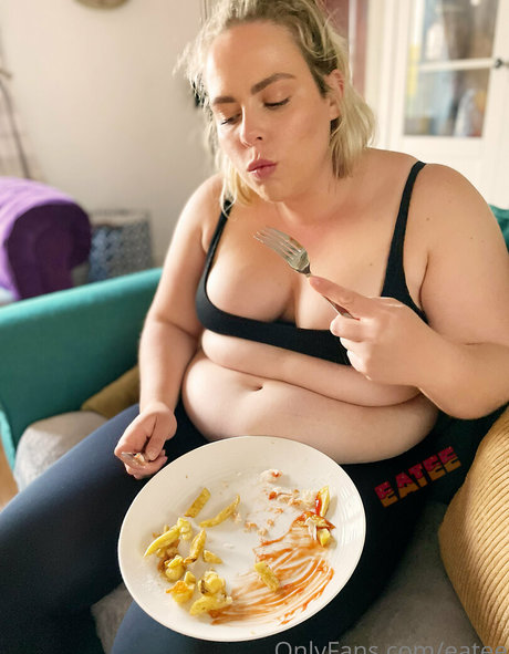 eatee naked actress gallery